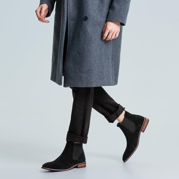 Elegant Men's Black Suede Chelsea Boots - Versatile Slip-On Ankle Style, Size 9 - Picture 5 of 8